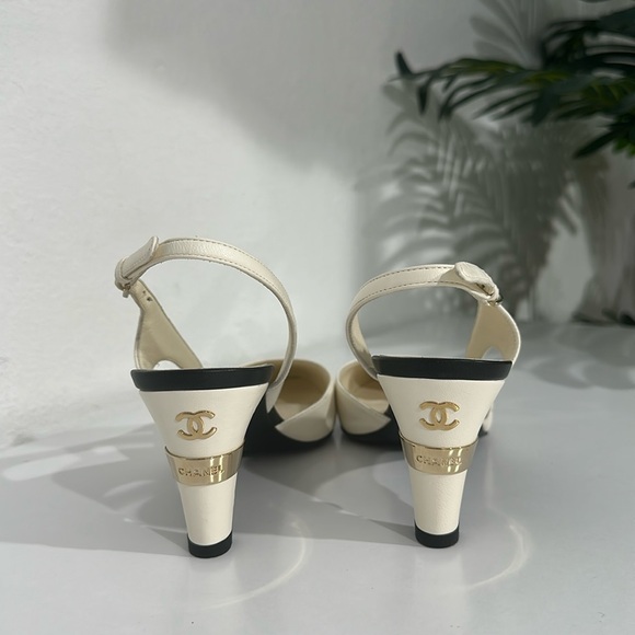 Chanel Lambskin Cap Toe Slingback Pearl Pumps size 36 - Picture 3 of 12